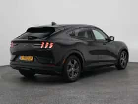 Ford Mustang (2021) thumbnail 7