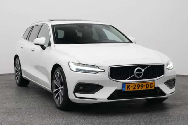 Volvo V60 (2020) thumbnail 2