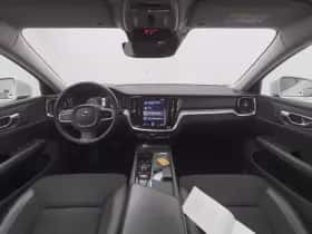 Volvo V60 (2020) thumbnail 3