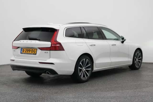 Volvo V60 (2020) thumbnail 6