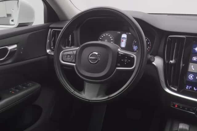 Volvo V60 (2020) thumbnail 7