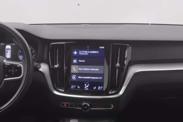 Volvo V60 (2020) thumbnail 8
