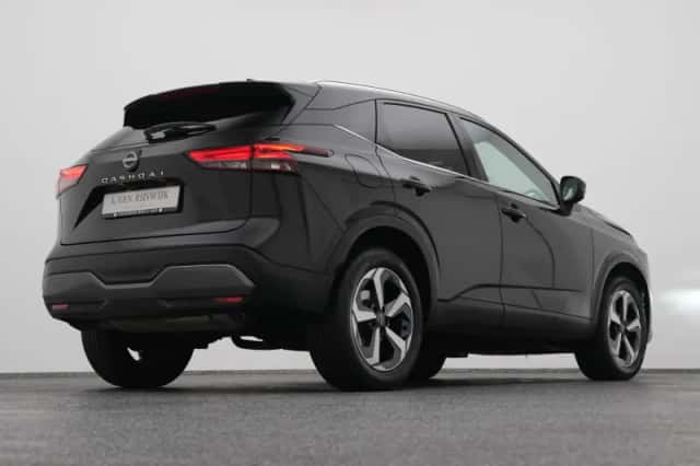 Nissan Qashqai (2022) thumbnail 16