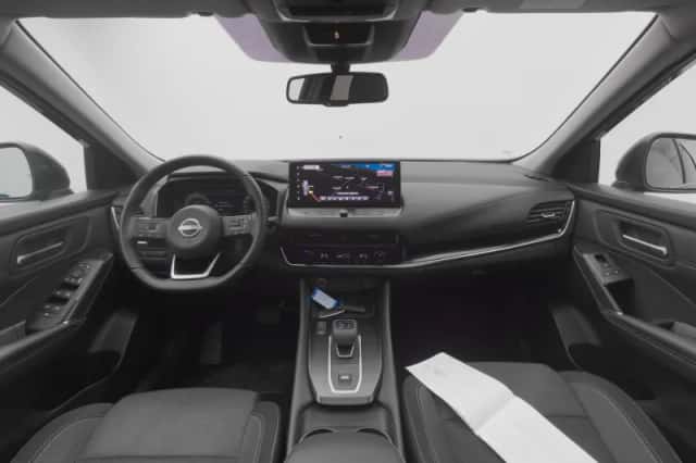 Nissan Qashqai (2022) thumbnail 3