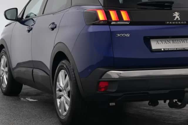 Peugeot 3008 (2020) thumbnail 18
