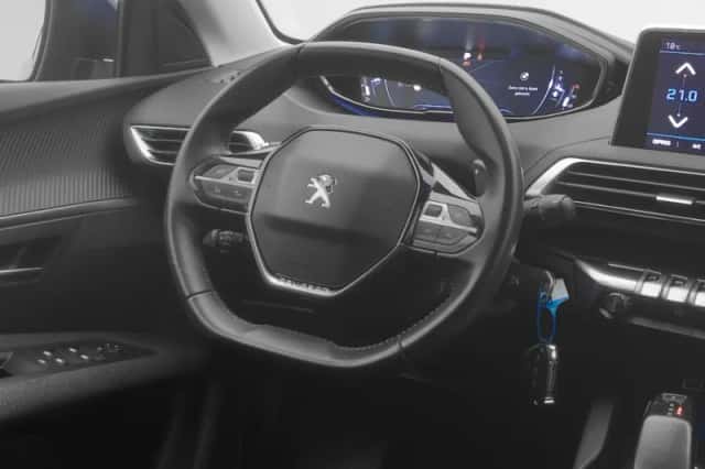 Peugeot 3008 (2020) thumbnail 7