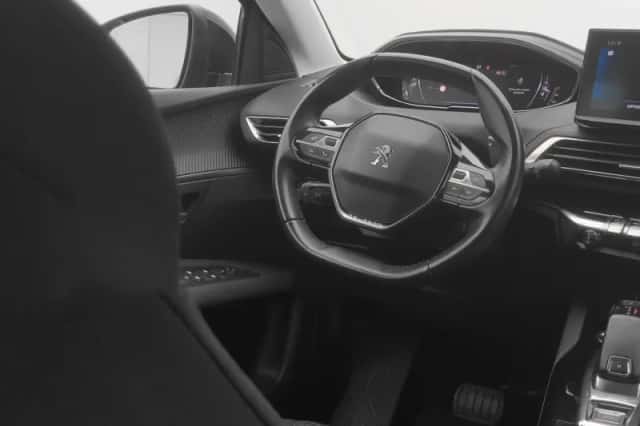 Peugeot 3008 (2021) thumbnail 11