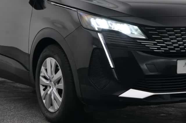 Peugeot 3008 (2021) thumbnail 17