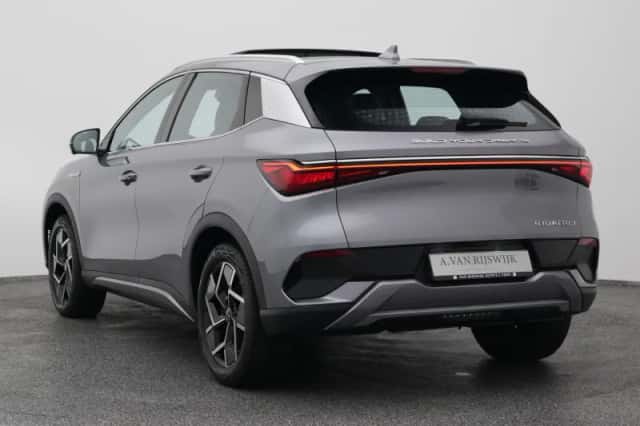 BYD Atto (2024) thumbnail 5