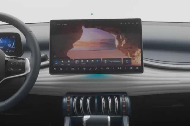 BYD Atto (2024) thumbnail 8