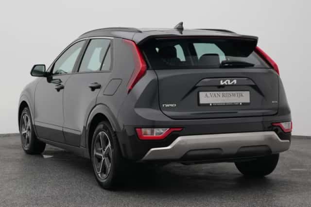 Kia Niro (2024) thumbnail 5