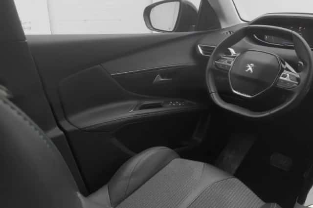 Peugeot 5008 (2022) thumbnail 11