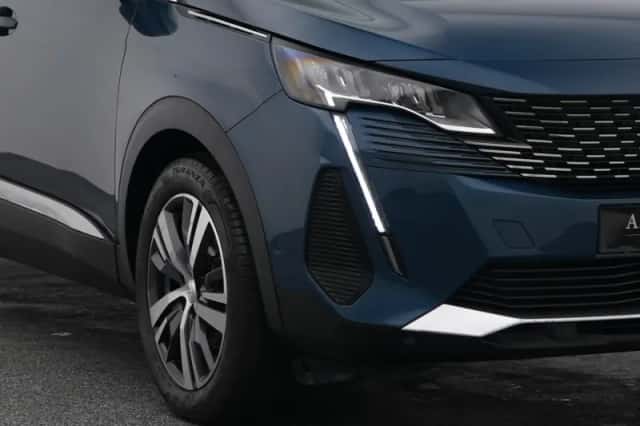 Peugeot 5008 (2022) thumbnail 17