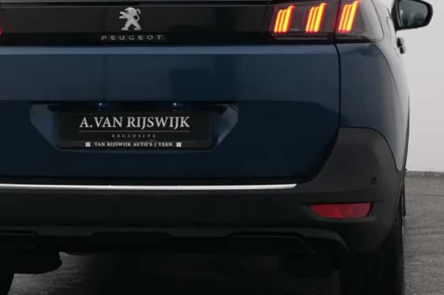 Peugeot 5008 (2022) thumbnail 20