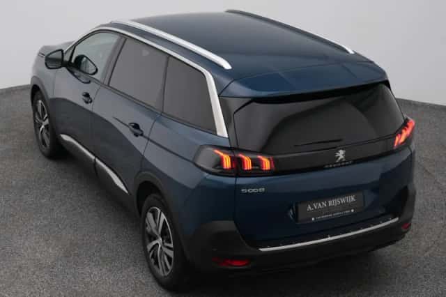 Peugeot 5008 (2022) thumbnail 25
