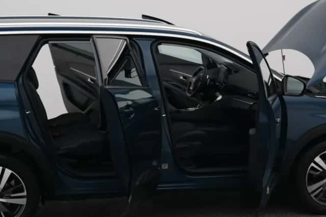 Peugeot 5008 (2022) thumbnail 34