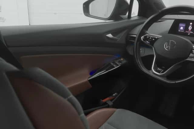 Volkswagen ID.4 (2020) thumbnail 12