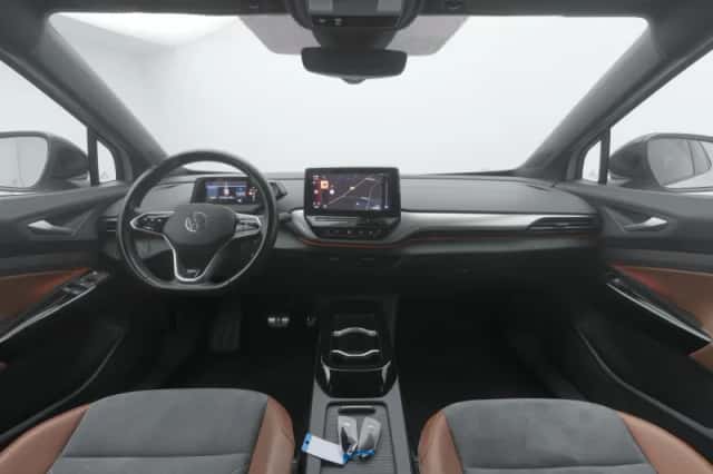 Volkswagen ID.4 (2020) thumbnail 3