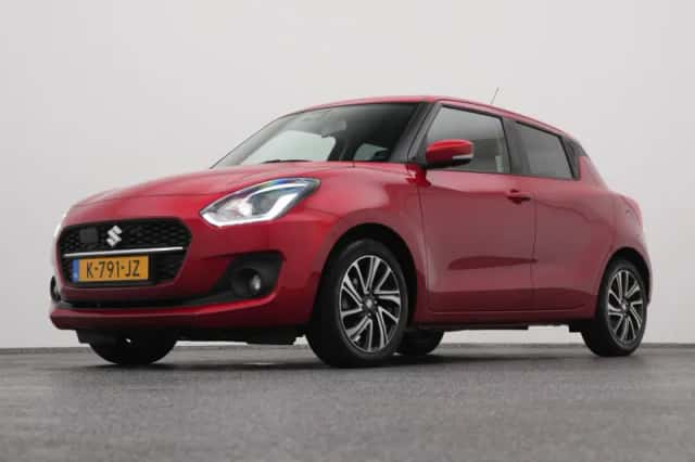 Suzuki Swift (2021) thumbnail 15