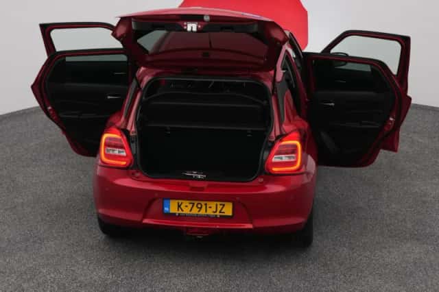 Suzuki Swift (2021) thumbnail 29
