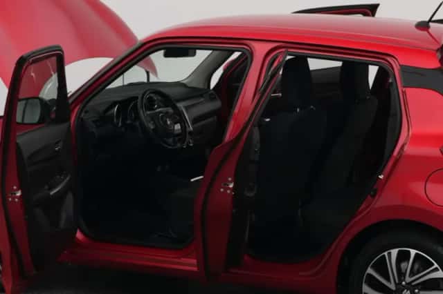 Suzuki Swift (2021) thumbnail 33