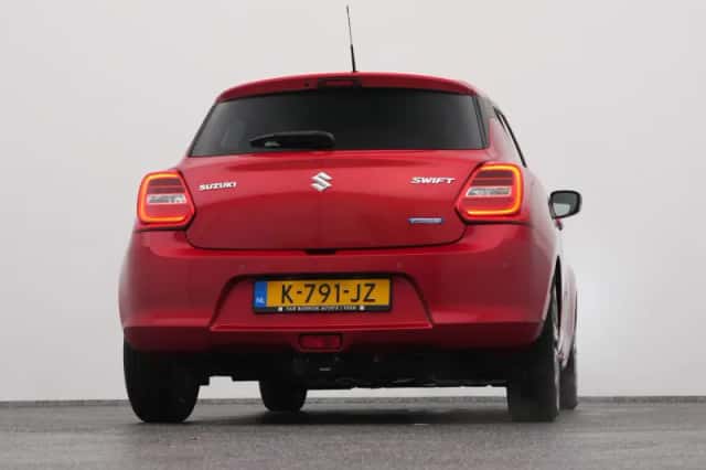 Suzuki Swift (2021) thumbnail 36