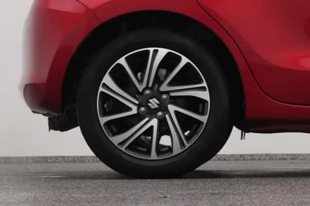 Suzuki Swift (2021) thumbnail 41