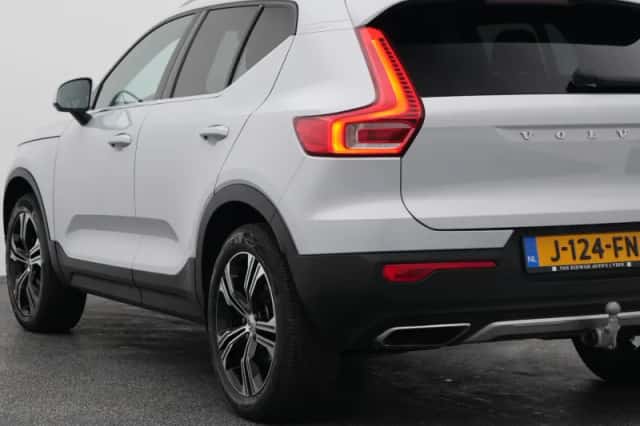 Volvo XC40 (2020) thumbnail 18
