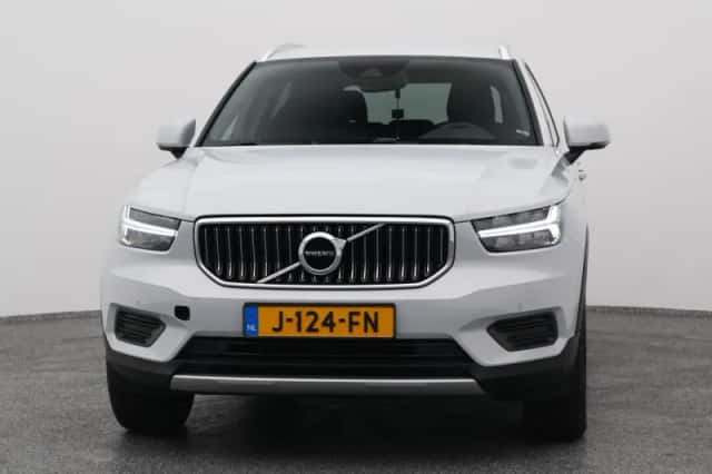 Volvo XC40 (2020) thumbnail 9