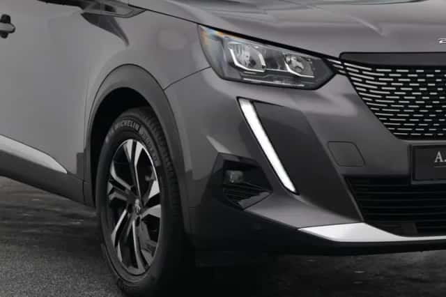 Peugeot 2008 (2020) thumbnail 17