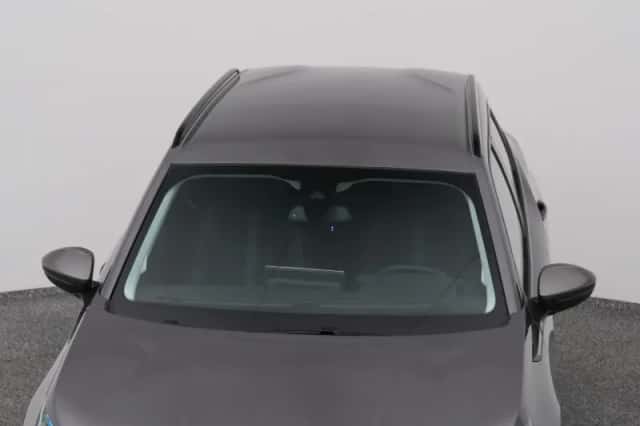 Peugeot 2008 (2020) thumbnail 32