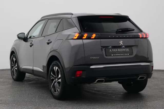 Peugeot 2008 (2020) thumbnail 5
