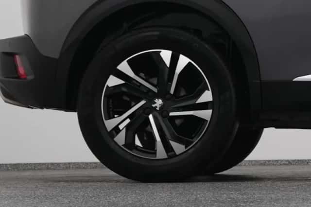 Peugeot 2008 (2020) thumbnail 41