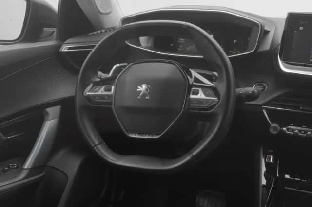 Peugeot 2008 (2020) thumbnail 7