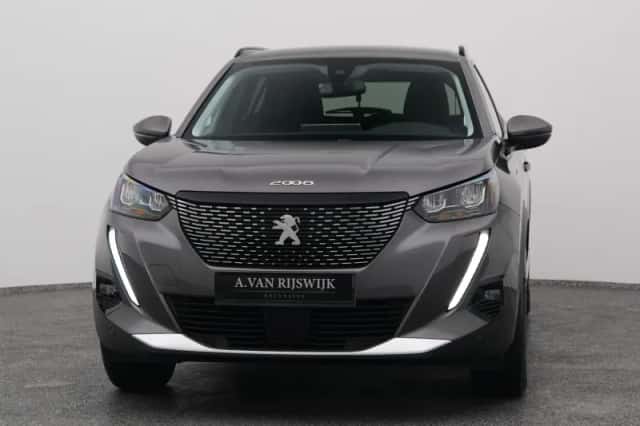 Peugeot 2008 (2020) thumbnail 9