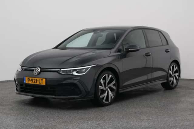 Volkswagen Golf (2022)