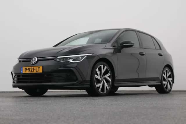 Volkswagen Golf (2022) thumbnail 15