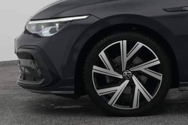 Volkswagen Golf (2022) thumbnail 21
