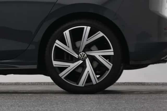 Volkswagen Golf (2022) thumbnail 40