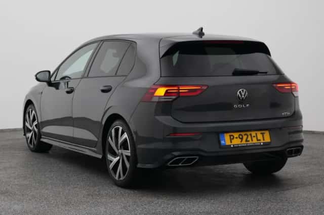 Volkswagen Golf (2022) thumbnail 5