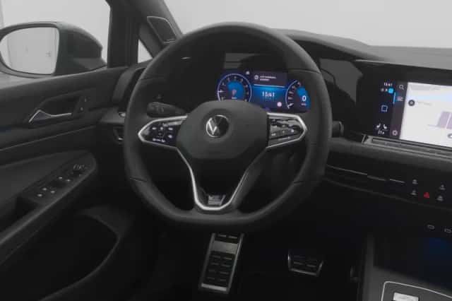 Volkswagen Golf (2022) thumbnail 7