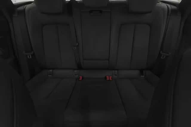 Audi A6 (2023) thumbnail 4