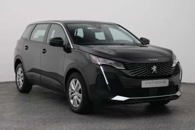 Peugeot 5008 (2022) thumbnail 2