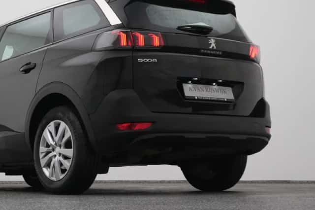 Peugeot 5008 (2022) thumbnail 22