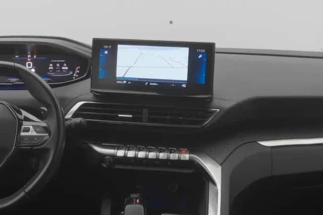 Peugeot 5008 (2022) thumbnail 8