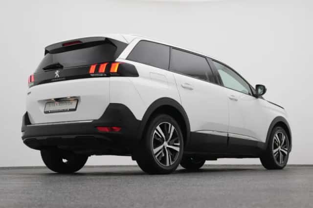 Peugeot 5008 (2019) thumbnail 16