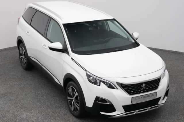 Peugeot 5008 (2019) thumbnail 24
