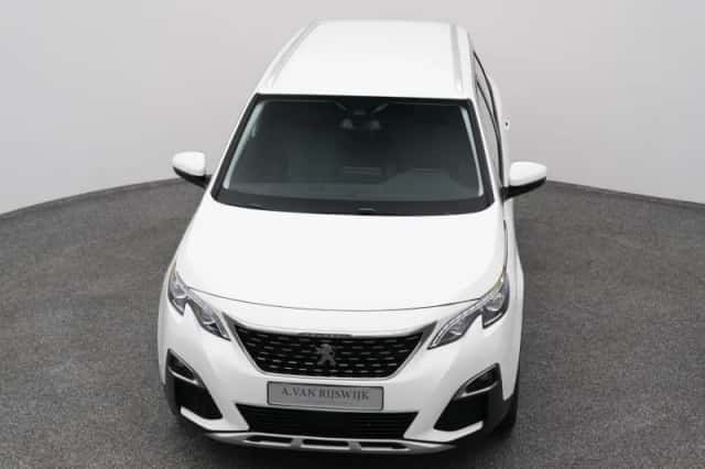 Peugeot 5008 (2019) thumbnail 26