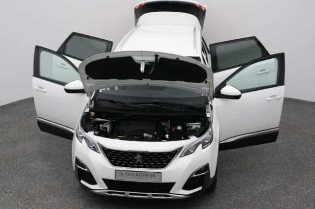 Peugeot 5008 (2019) thumbnail 27