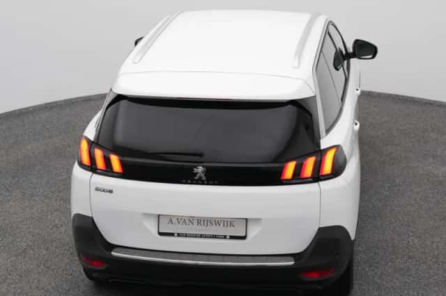 Peugeot 5008 (2019) thumbnail 28